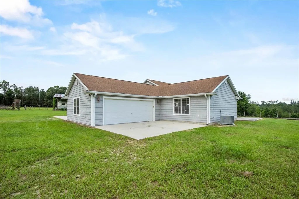 41636 Outlaw Lane Weirsdale FL 32195