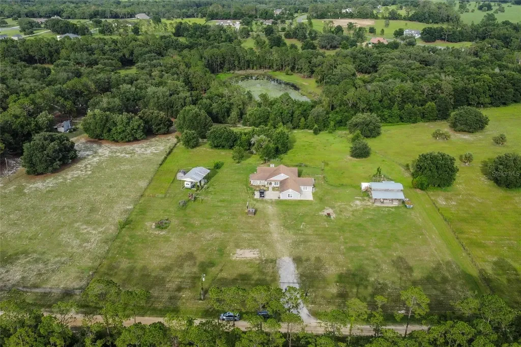 41636 Outlaw Lane Weirsdale FL 32195