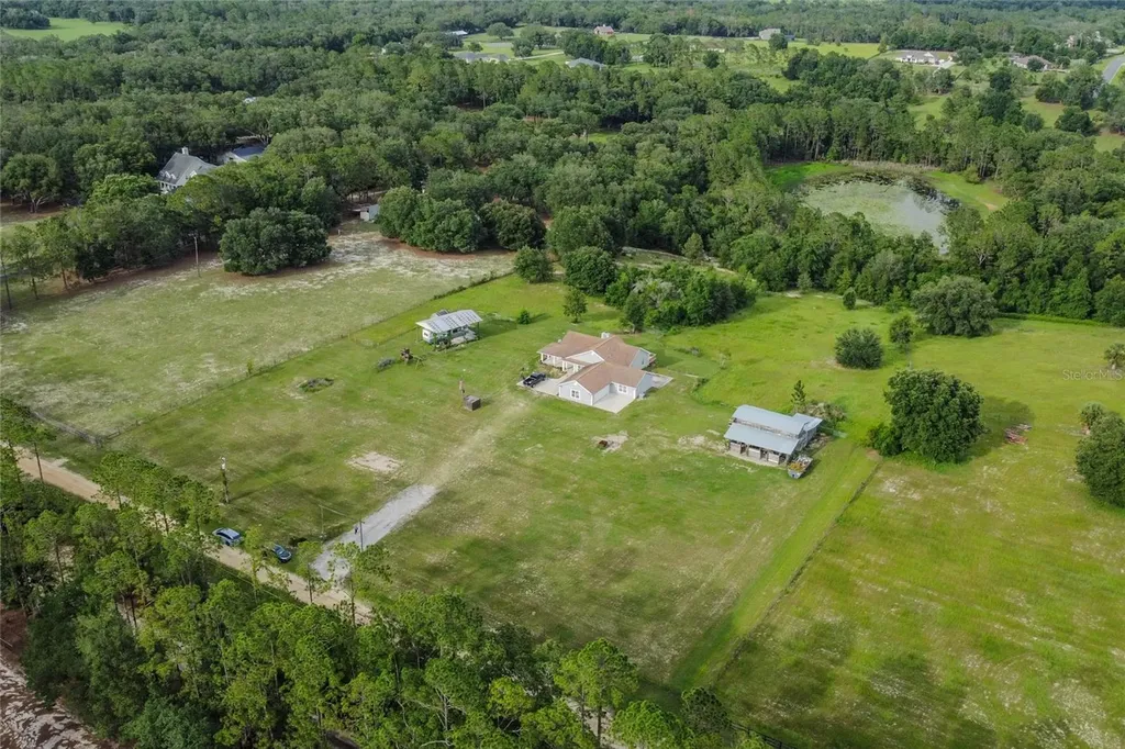 41636 Outlaw Lane Weirsdale FL 32195