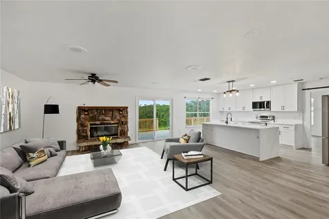 41636 Outlaw Lane Weirsdale FL 32195