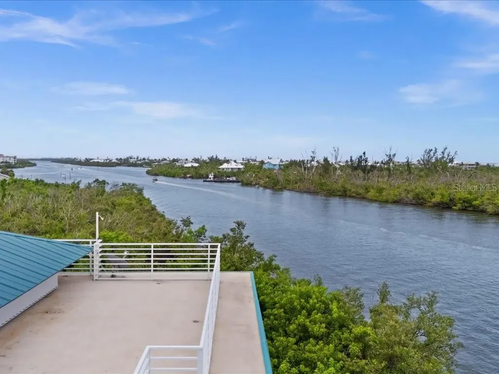 8041 Bay Pointe Drive Englewood FL 34224