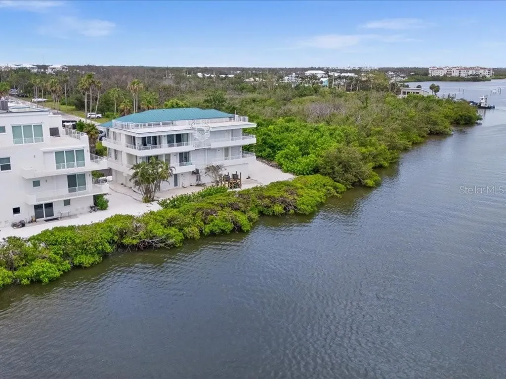 8041 Bay Pointe Drive Englewood FL 34224