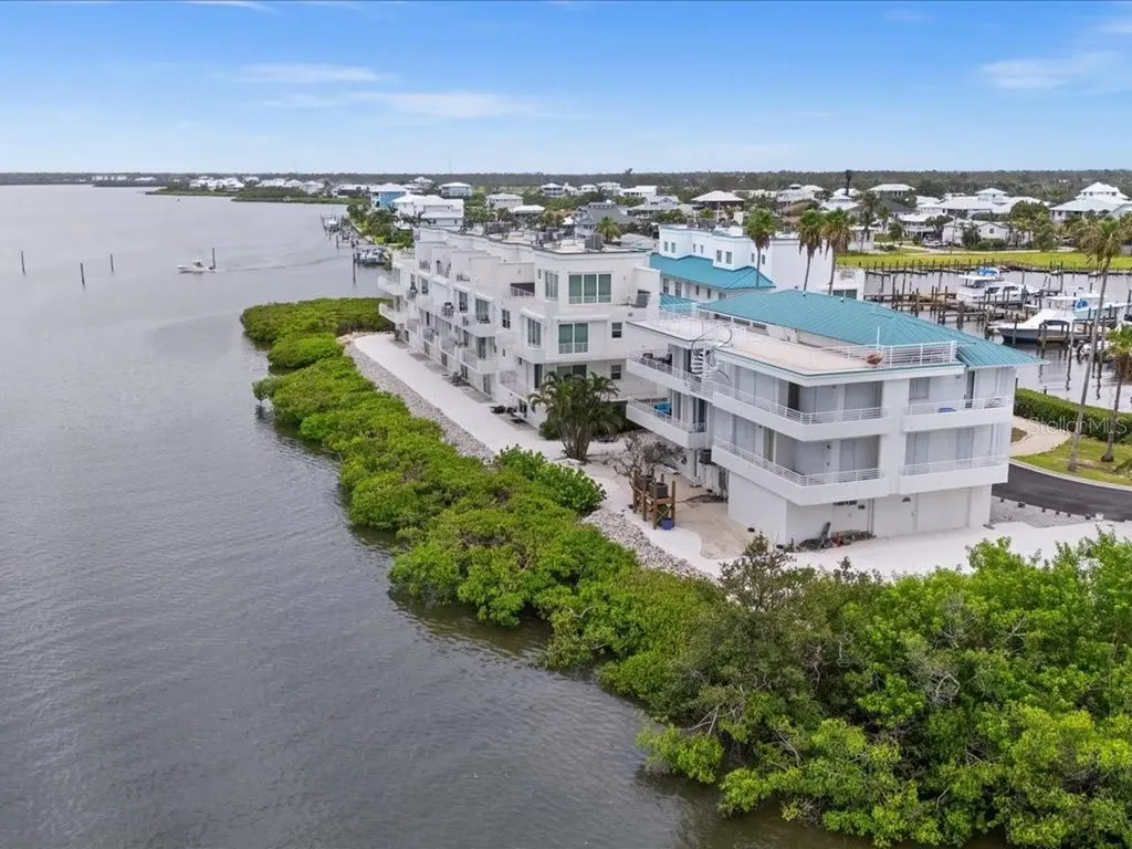 8041 Bay Pointe Drive Englewood FL 34224