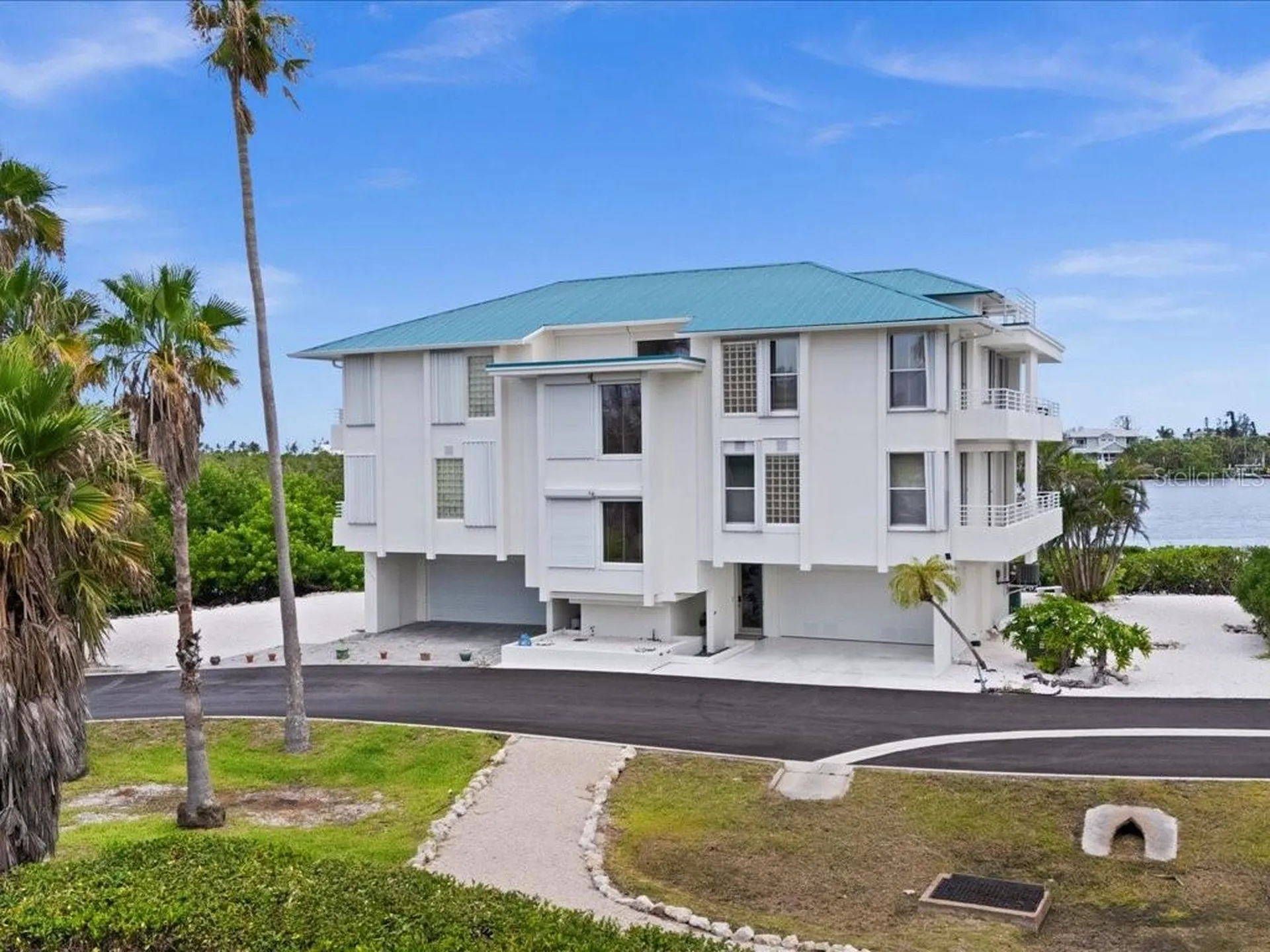 8041 Bay Pointe Drive Englewood FL 34224