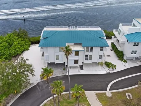 8041 Bay Pointe Drive Englewood FL 34224