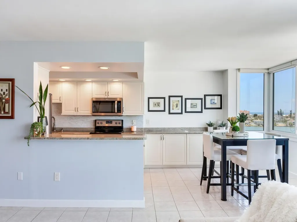 660 Island Way Clearwater Beach FL 33767