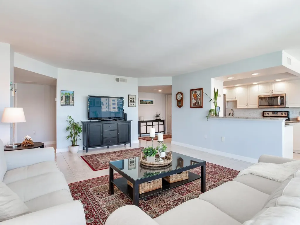 660 Island Way Clearwater Beach FL 33767