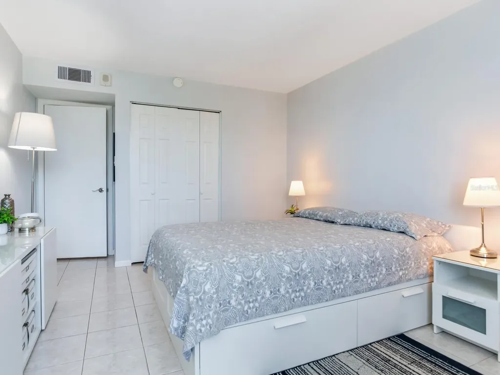 660 Island Way Clearwater Beach FL 33767