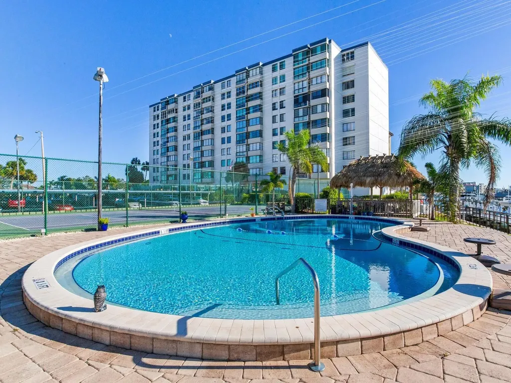 660 Island Way Clearwater Beach FL 33767