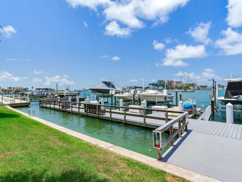 660 Island Way Clearwater Beach FL 33767