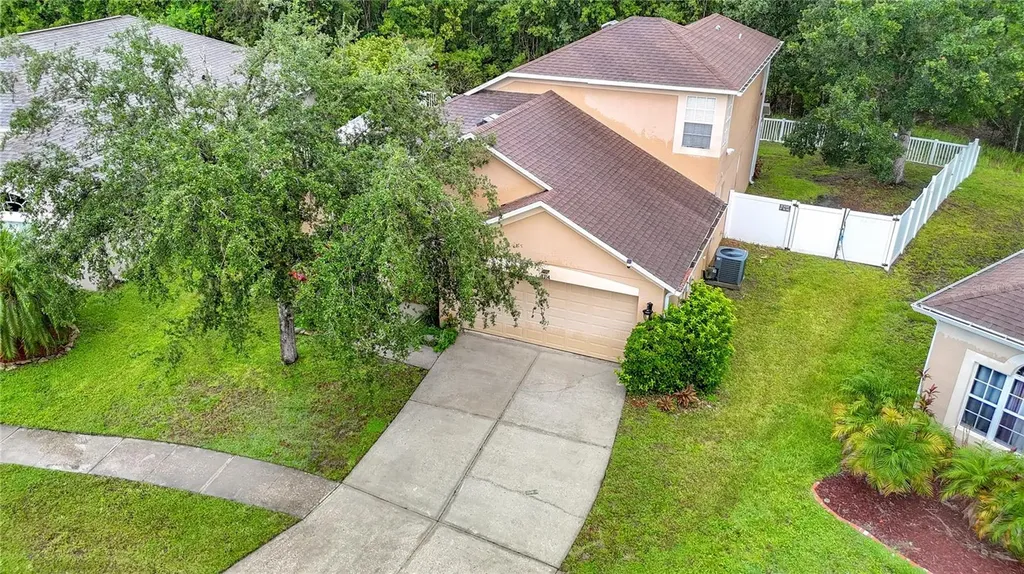 9314 Black Thorn Loop Land O Lakes FL 34638