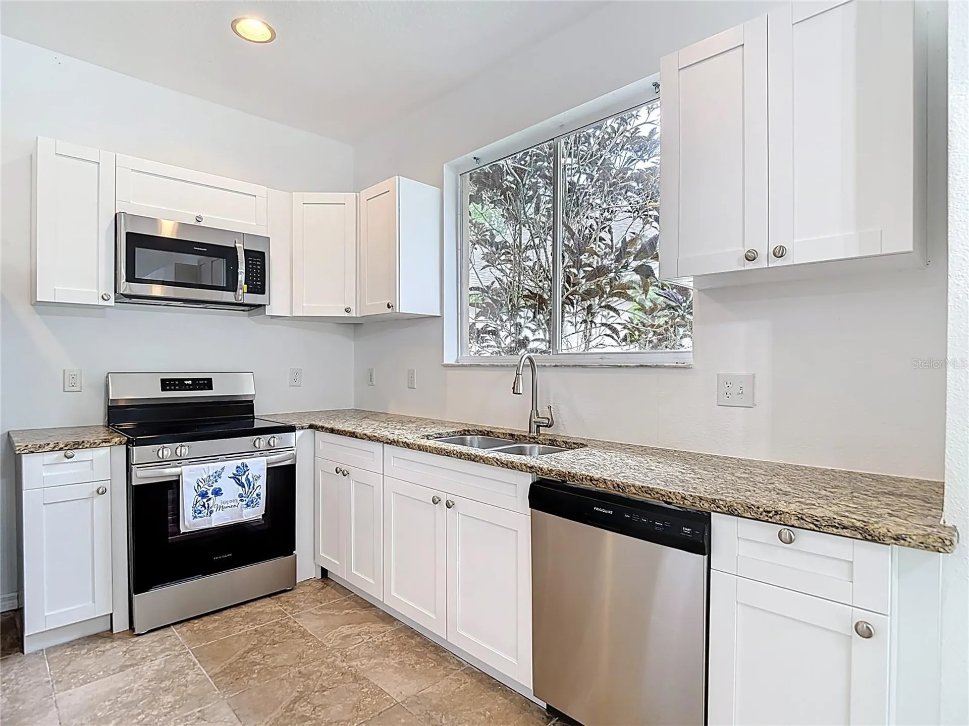 9314 Black Thorn Loop Land O Lakes FL 34638