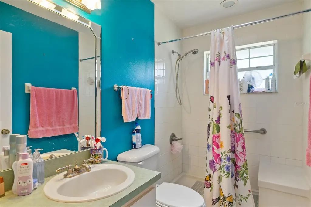 8465 NW 186th Street Reddick FL 32686