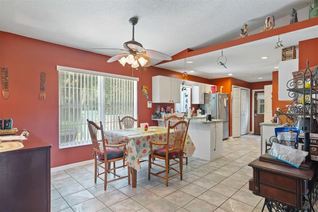 8465 NW 186th Street Reddick FL 32686