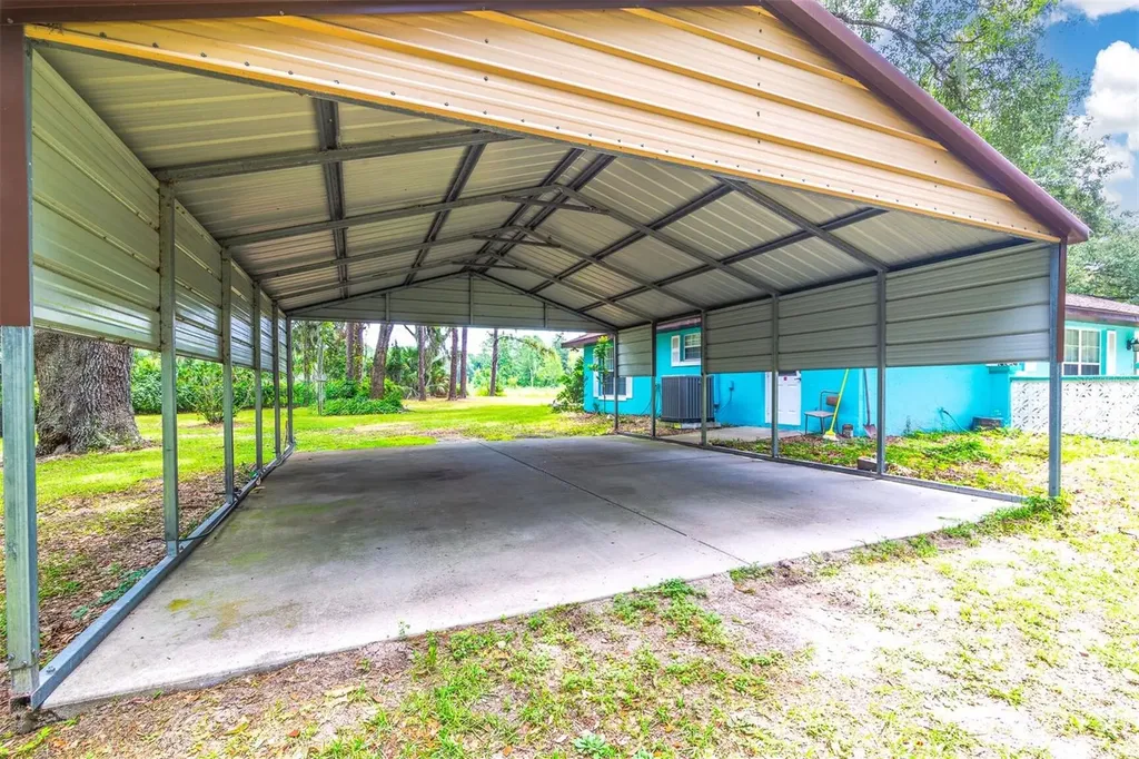 8465 NW 186th Street Reddick FL 32686