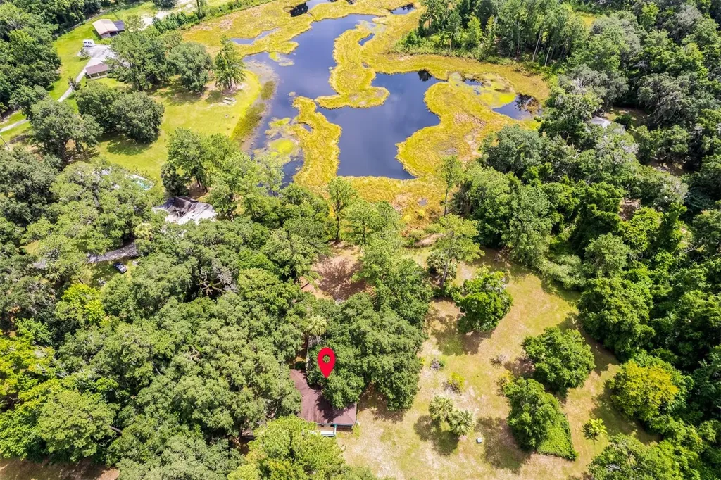 8465 NW 186th Street Reddick FL 32686