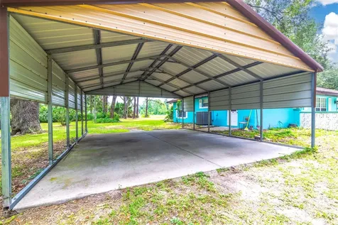 8465 NW 186th Street Reddick FL 32686
