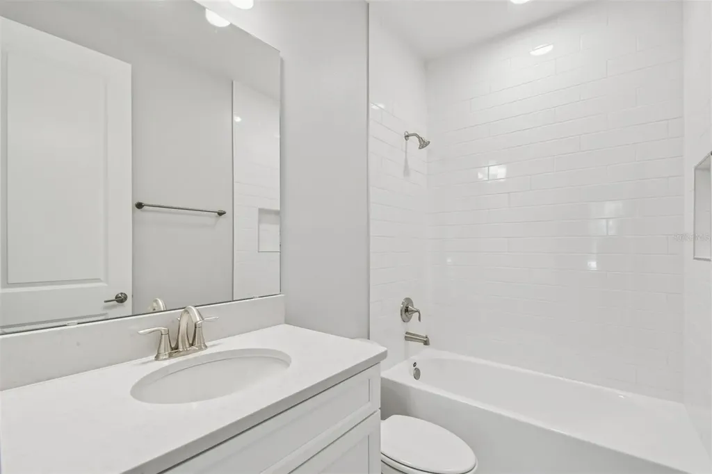 17030 Overstory Drive Orlando FL 32820