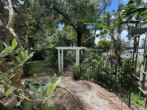 2311 NE 42nd Street Ocala FL 34479