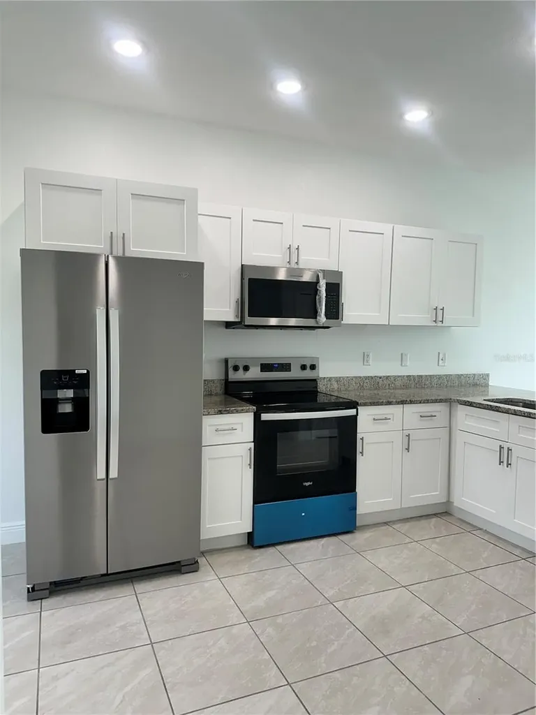 810 Glastonbury Drive Kissimmee FL 34758