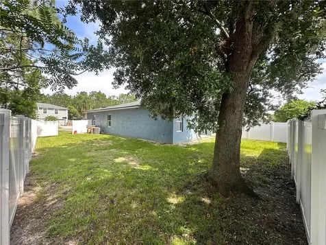810 Glastonbury Drive Kissimmee FL 34758