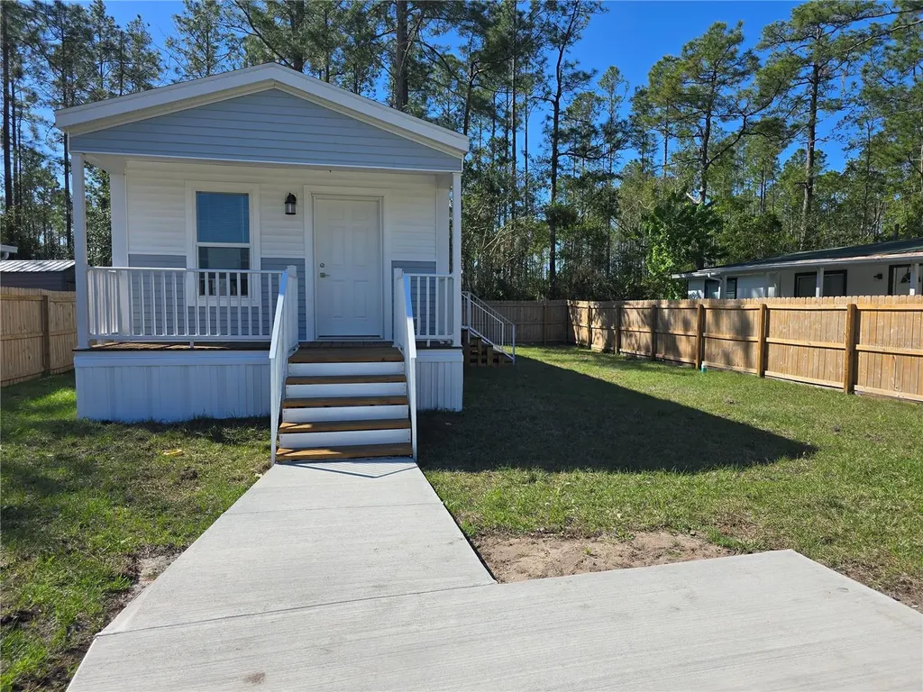 24350 Maxwell Street Astor FL 32102