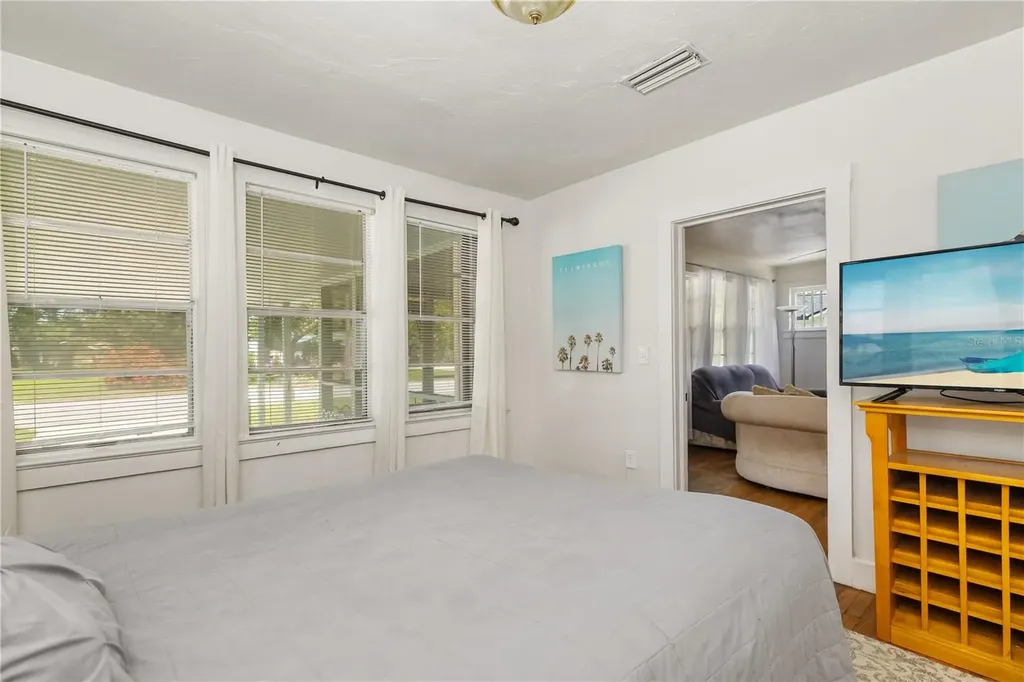 1603 17th Street W Bradenton FL 34205