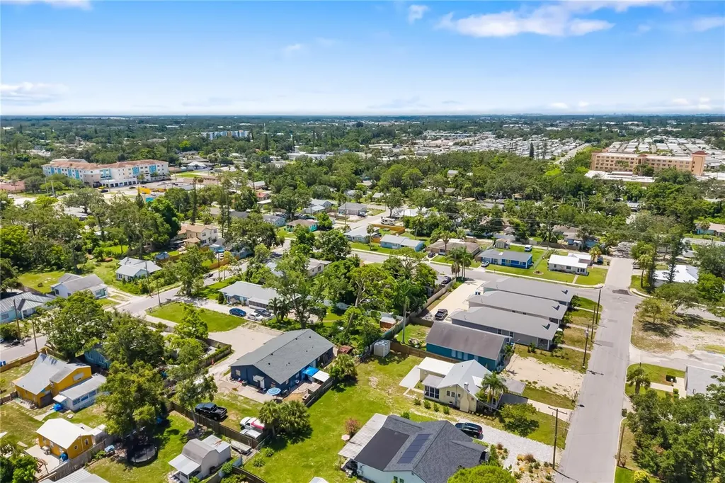 1603 17th Street W Bradenton FL 34205