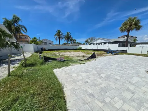 356 144th Avenue Madeira Beach FL 33708