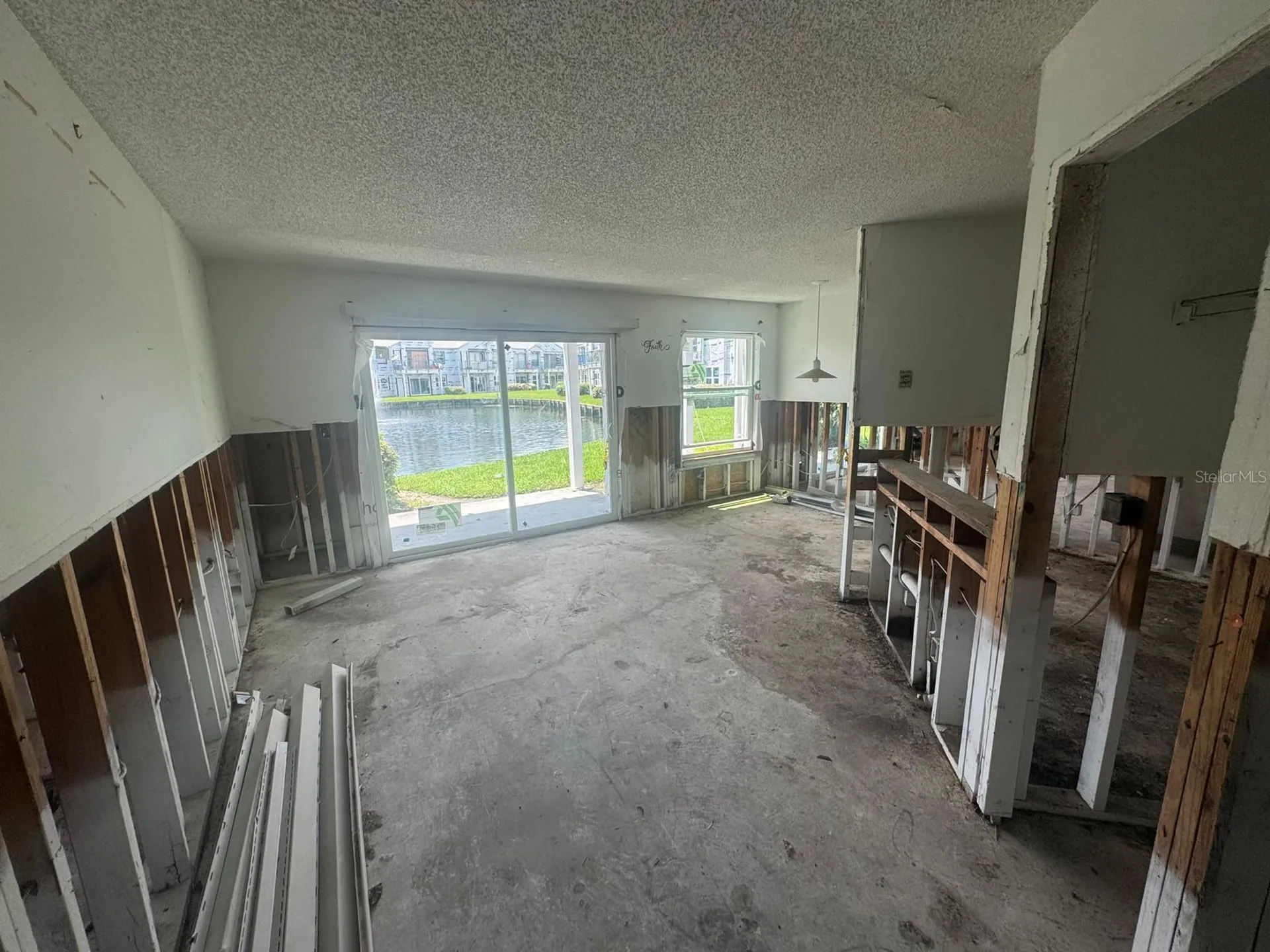 2516 Woodgate Boulevard Orlando FL 32822