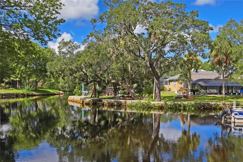 5135 S Running Brook Drive Homosassa FL 34448