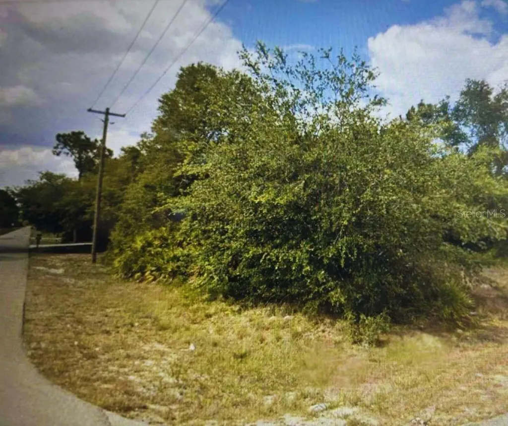 4001 E 20 Street Alva FL 33920
