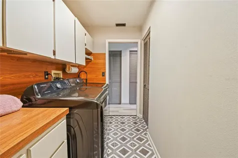 2906 Windridge Drive Holiday FL 34691