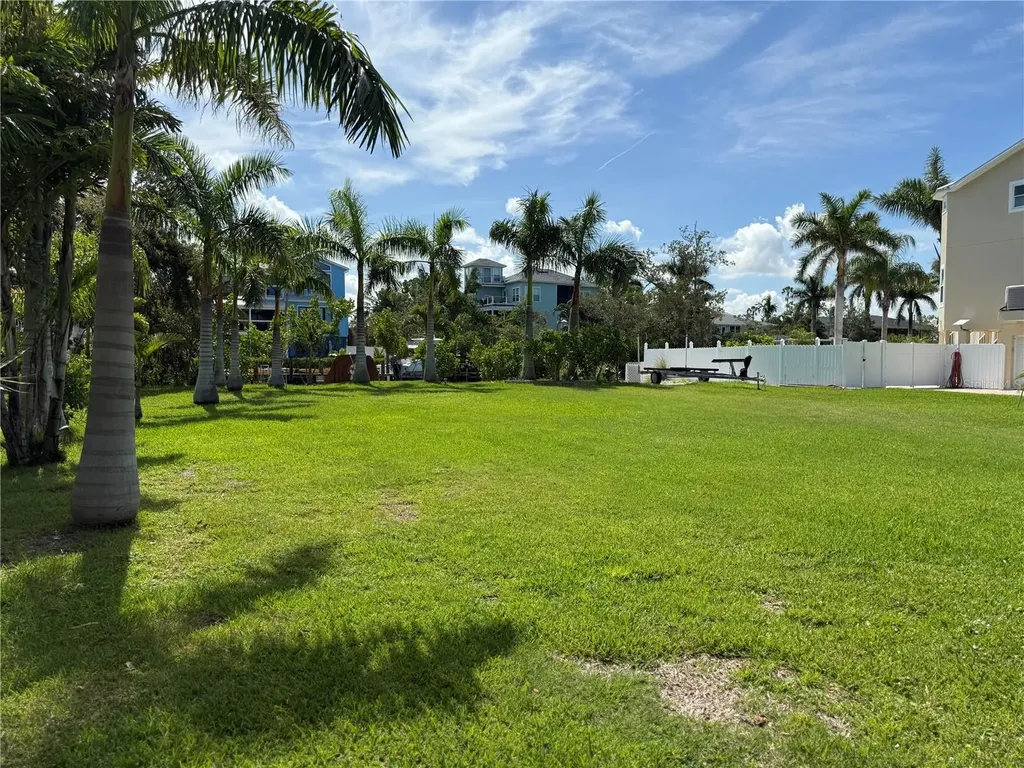 124 Burns Road Terra Ceia FL 34250