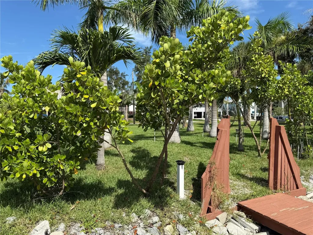 124 Burns Road Terra Ceia FL 34250