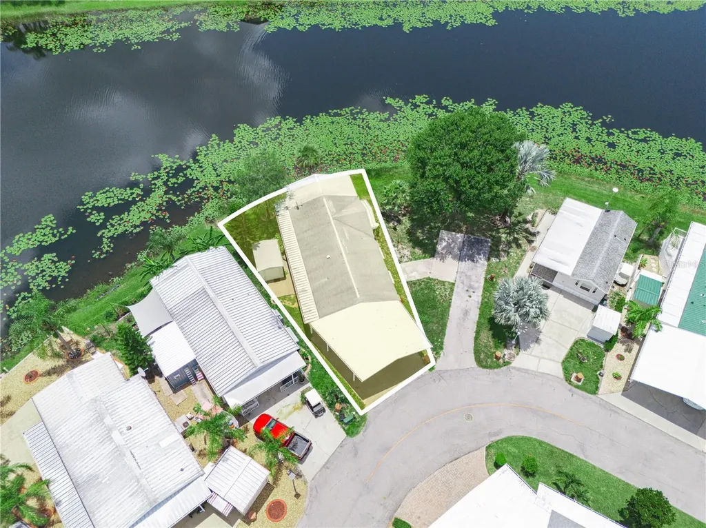 17 Red Quill Circle Lake Wales FL 33898