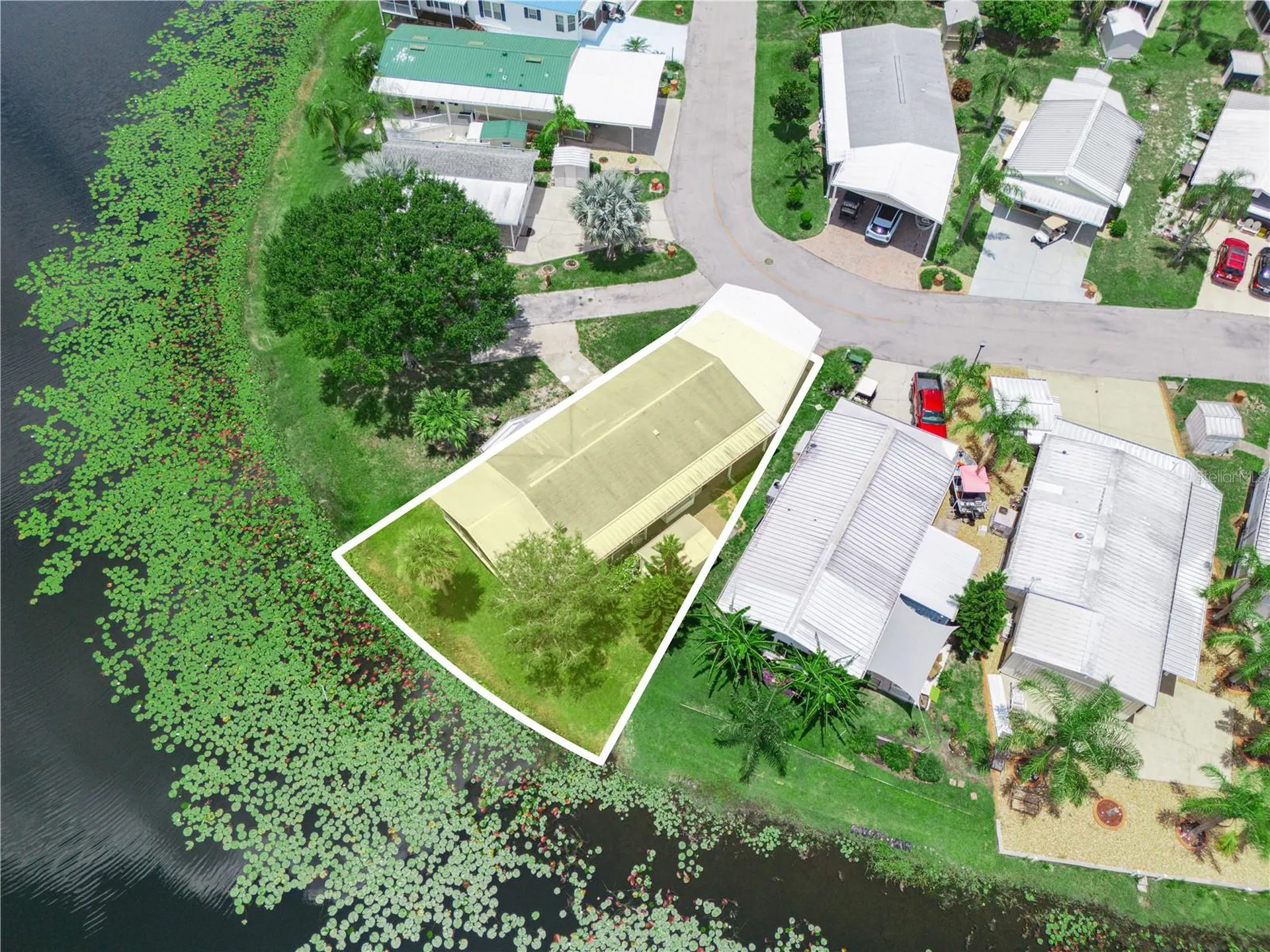 17 Red Quill Circle Lake Wales FL 33898