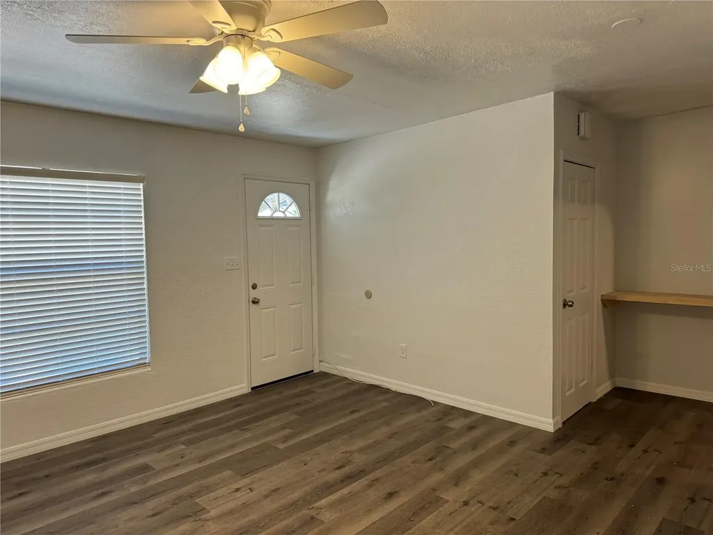 2065 N Betty Lane Clearwater FL 33755