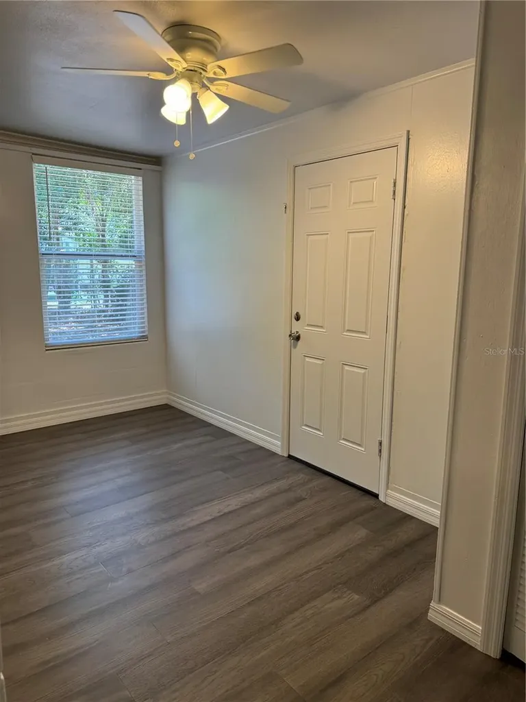 2065 N Betty Lane Clearwater FL 33755