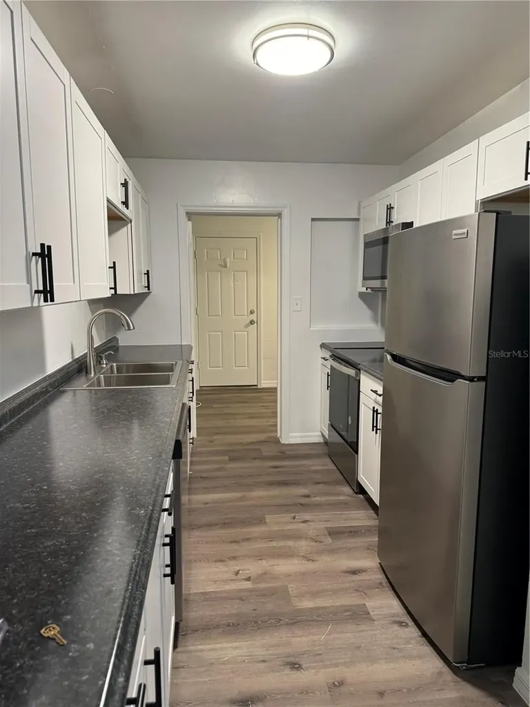 2065 N Betty Lane Clearwater FL 33755