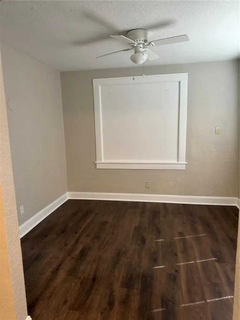 2065 N Betty Lane Clearwater FL 33755