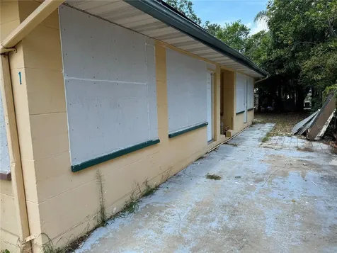 2065 N Betty Lane Clearwater FL 33755