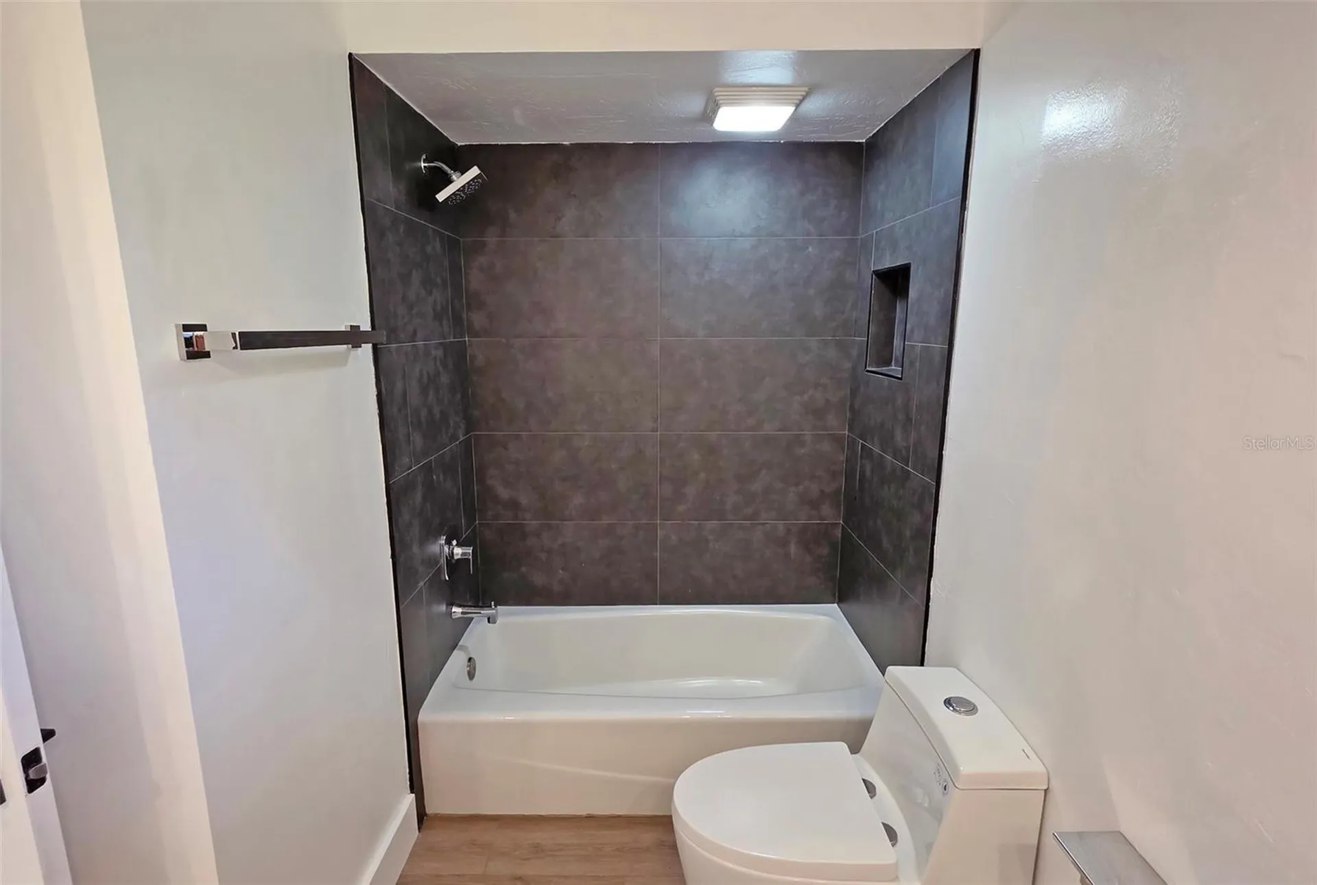 4074 Redbird Circle Sarasota FL 34231