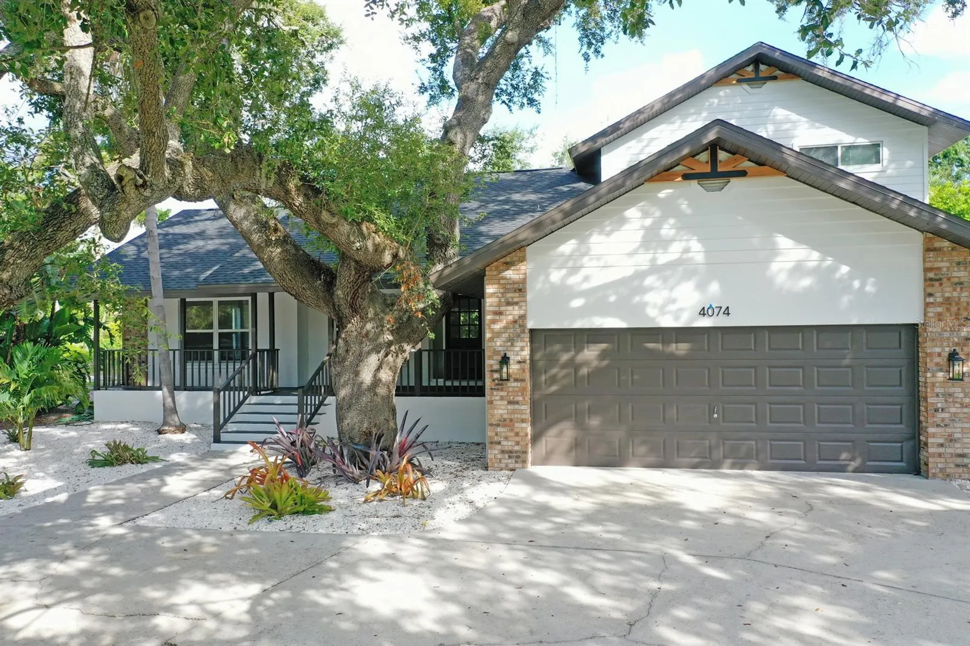 4074 Redbird Circle Sarasota FL 34231