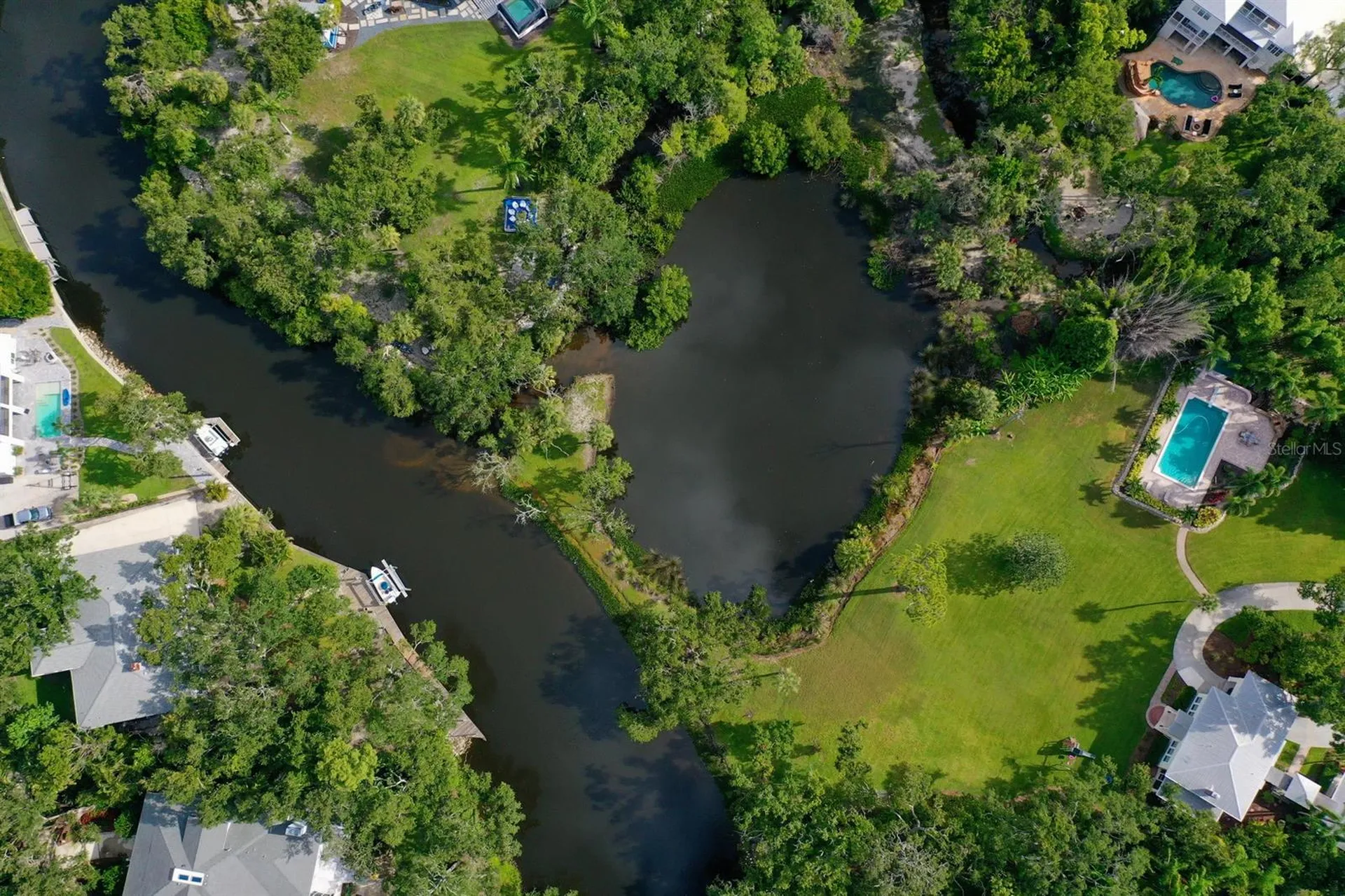 4074 Redbird Circle Sarasota FL 34231