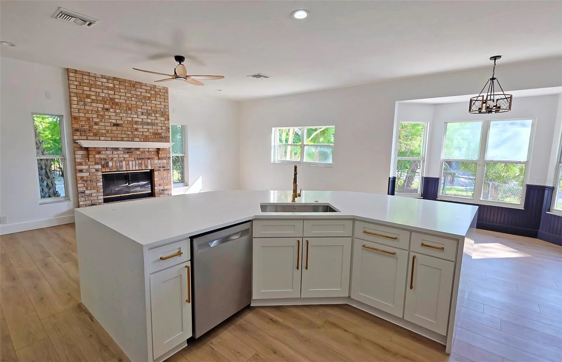 4074 Redbird Circle Sarasota FL 34231