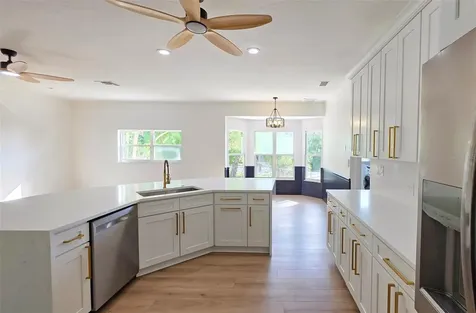 4074 Redbird Circle Sarasota FL 34231