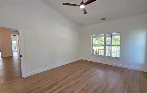 4074 Redbird Circle Sarasota FL 34231