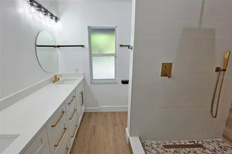 4074 Redbird Circle Sarasota FL 34231