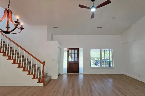 4074 Redbird Circle Sarasota FL 34231